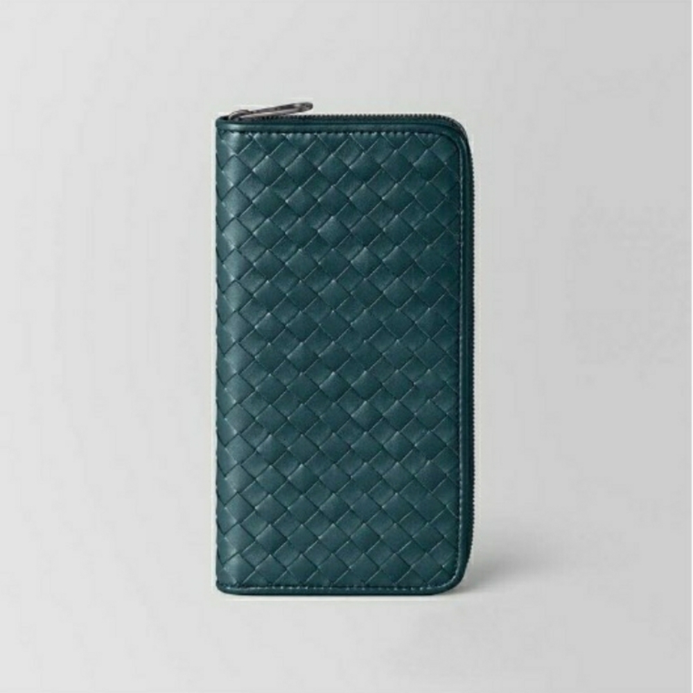 (Sold) Bottega Veneta Intrecciato Wallet